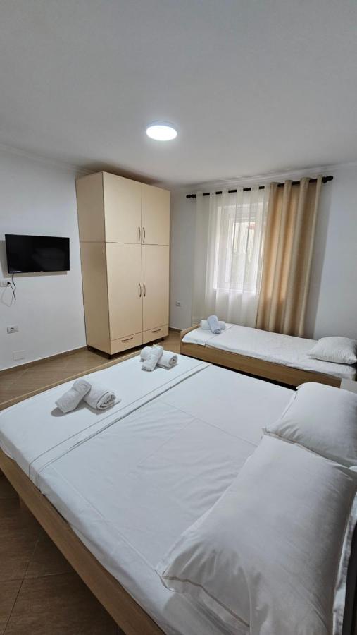 Aliaj Guest House Berat Exterior foto