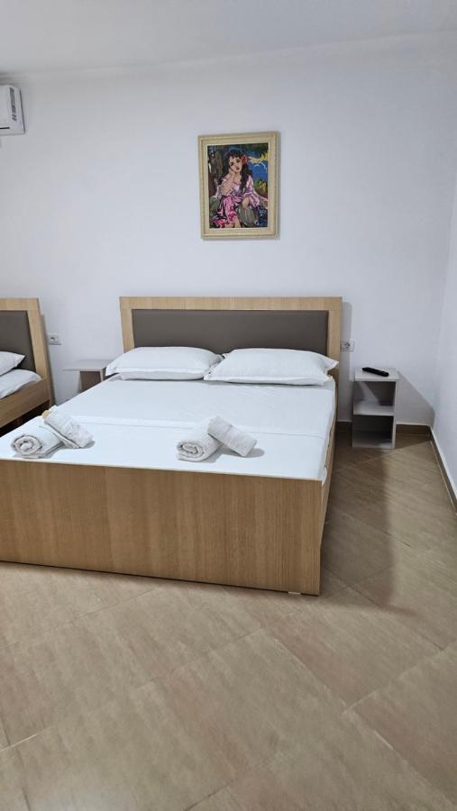 Aliaj Guest House Berat Exterior foto