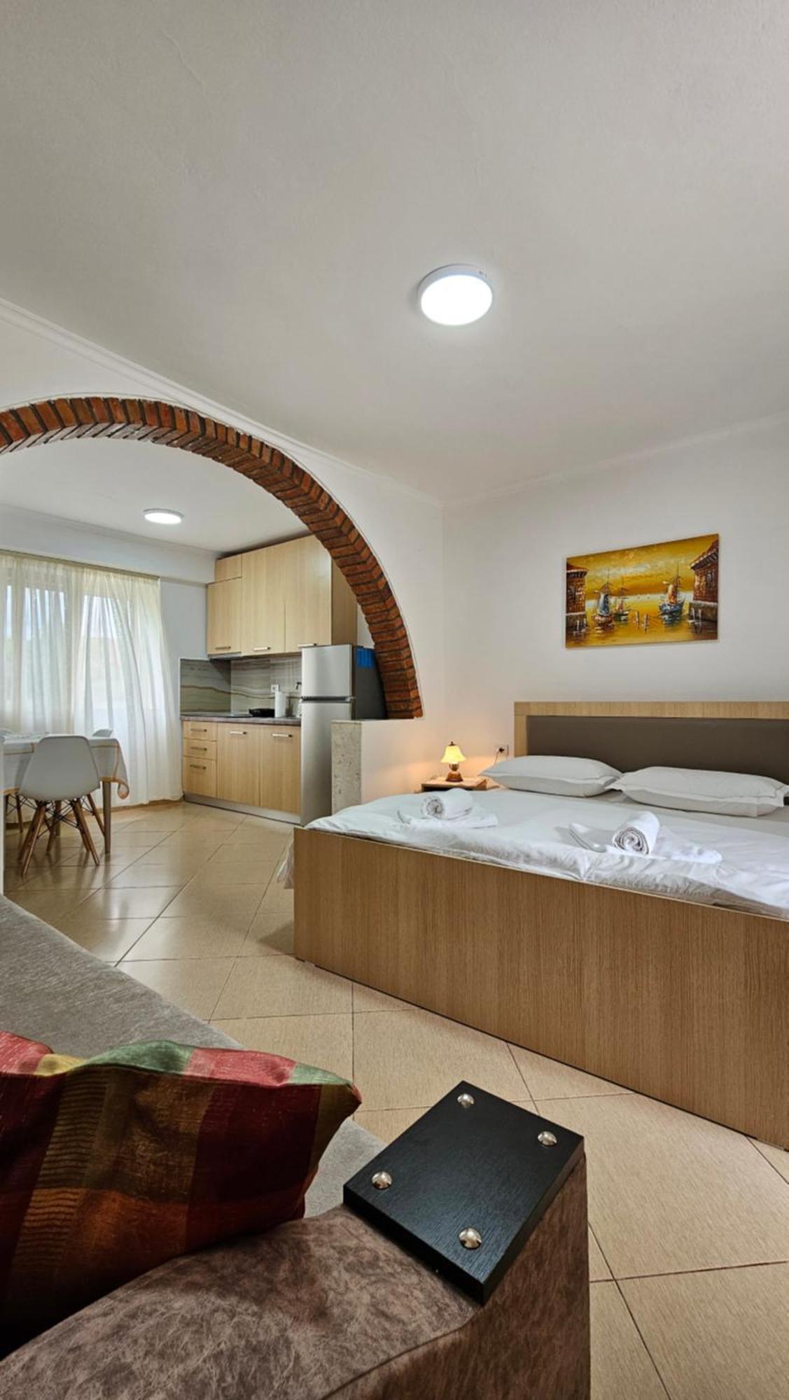 Aliaj Guest House Berat Exterior foto